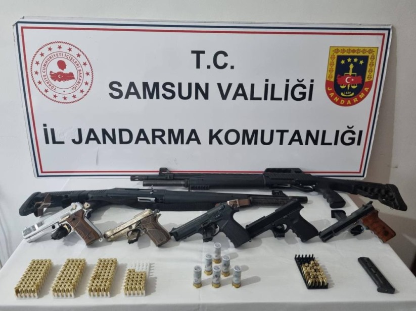 Samsun'da Jandarmadan 'silah ticareti' operasyonu