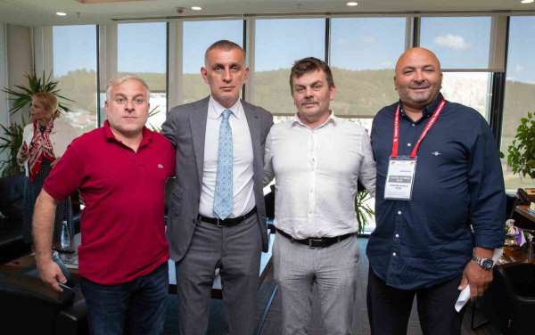 TFF 2. ve 3. Lig kulüp başkanlarından TFF Başkanı Hacıosmanoğlu'na ziyaret