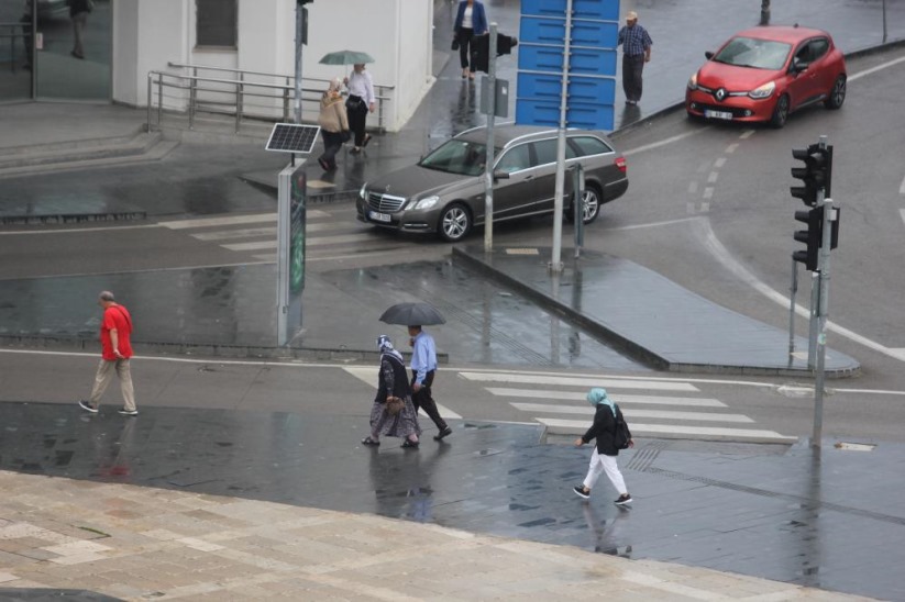 Samsun yağan yağmurla nefes aldı. Peki yağmur devem edecek mi?