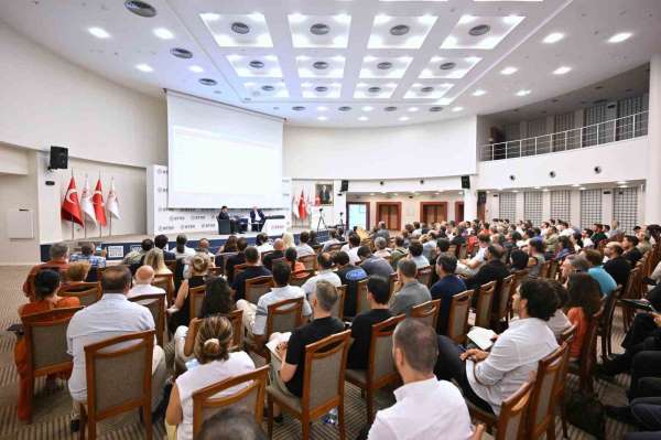 BTSO Akademi'de Suudi Arabistan ve BAE Pazarları İncelendi