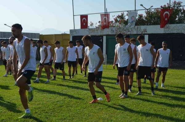 Denizli İdmanyurdu, yeni sezon hazırlıklarına devam ediyor