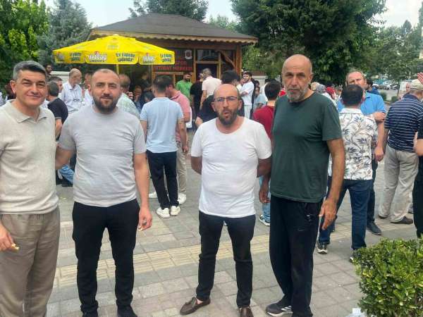 Düzenlenen açılış, kurdele kesilmeden iptal edildi