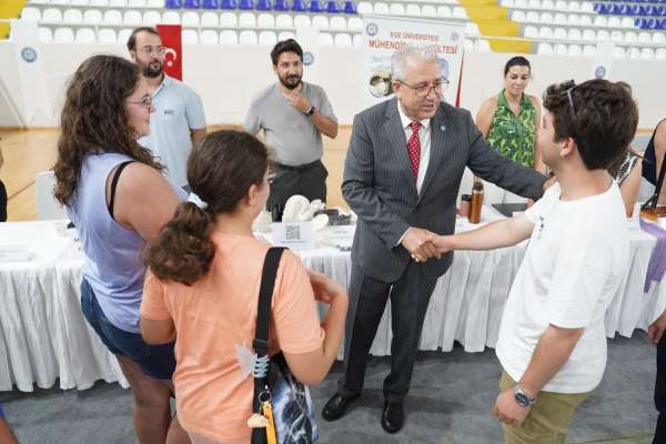 Ege Üniversitesi 17. Tercih Günleri başarıyla tamamlandı