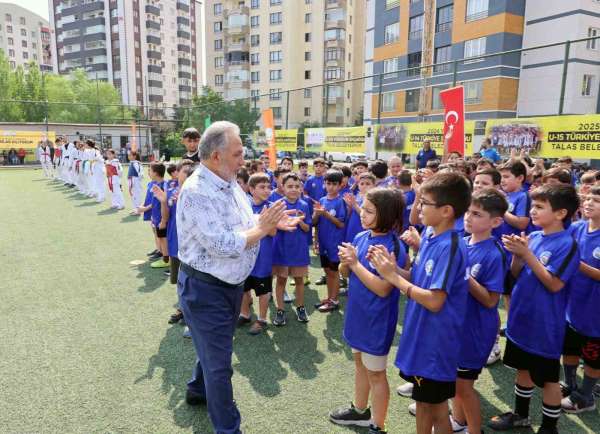 Talas'ta yaz spor okulu görkemli finalle tamamlandı