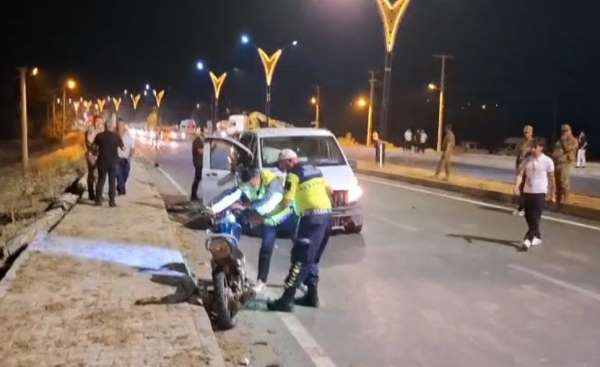 Bitlis'te trafik kazası: 2 yaralı