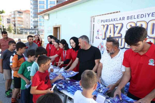 Pursaklar'da yaz spor okullarıyla geleceğin sporcuları yetişiyor