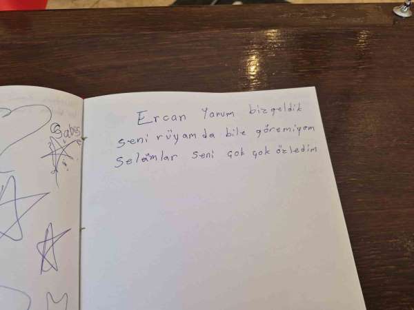 Şehitlik anı defterindeki duygusal yazılar