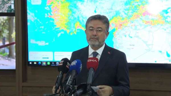 Tarım ve Orman Bakanı İbrahim Yumaklı: 'Son 3 günde 260 yangına müdahale ettik, 258'i kontrol altına aldık'