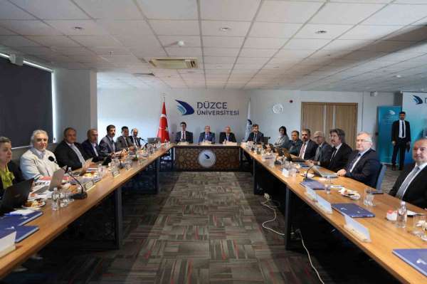 Üniversitelerarası kurul yönetim kurulu toplantısı Düzce'de yapıldı