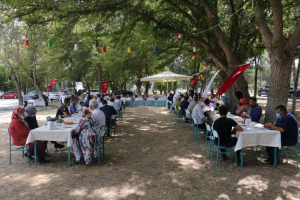 Rektör Aydınlı, şehit ve gazi yakınları ile buluştu