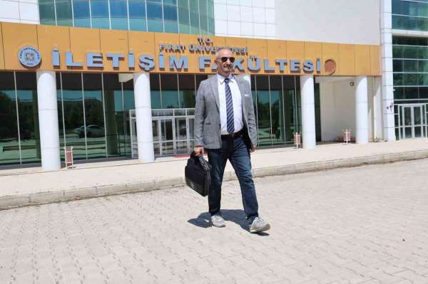 66 yaşındaki Abdullah Yalınkılıç 10'uncu üniversitesini kazandı