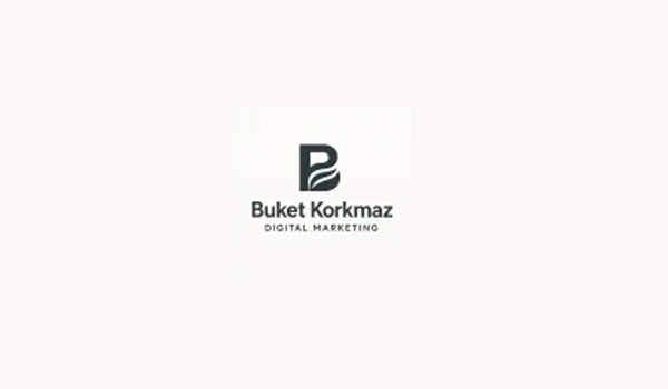 Buket Korkmaz: SEO Uzmanı, Dijital Dünyada Stratejik Yol Arkadaşınız