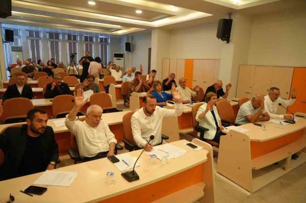 Atakum Meclisi'nde gündem 4,5 aydır ödenemeyen maaşlar: Teminat mektubu bekleniyor
