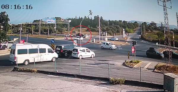 Manavgat'ta feci kaza kamerada: 1 yaralı