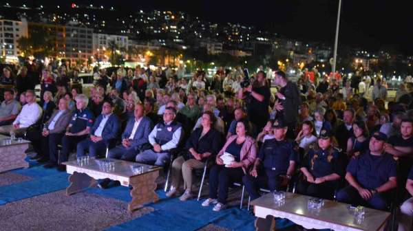 Sinop'ta balıkçılar törenle 'Vira Bismillah' dedi