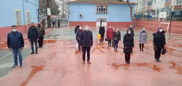 Çarşamba'da okullarda bayrak töreni 