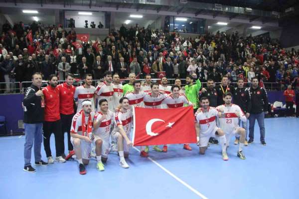 A Milli Erkek Hentbol Takımı, Bulgaristan'ı 38-29 mağlup etti