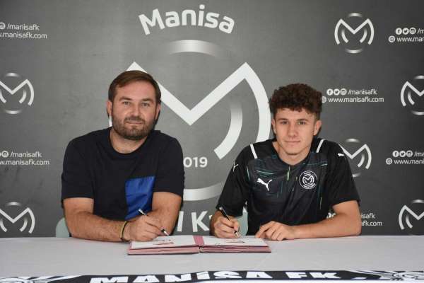 Bilecikli gelecek vaat eden 18 yaşındaki hücum oyuncusu Manisa FK.'ya transfer oldu