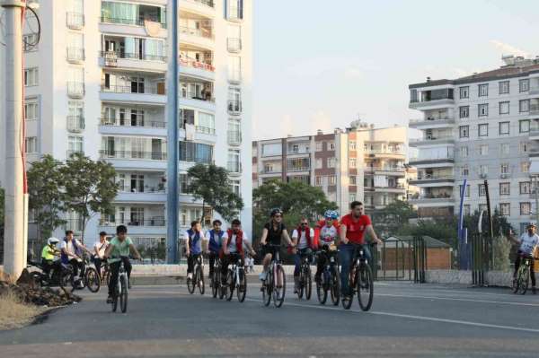 Diyarbakır'da 150 sporcu sağlıklı yaşam için pedal çevirdi
