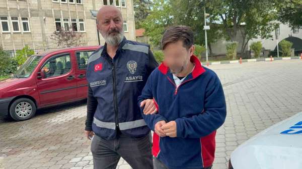 Balkondan girdiği evlerden 70 bin liralık eşya çalan hırsız tutuklandı