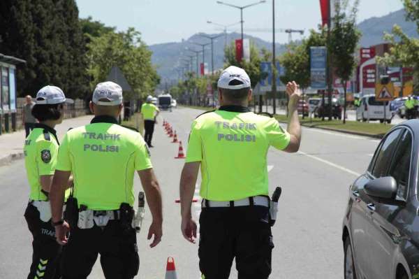 Ordu'da bir haftada 17 binden fazla araç ve sürücüsü denetlendi