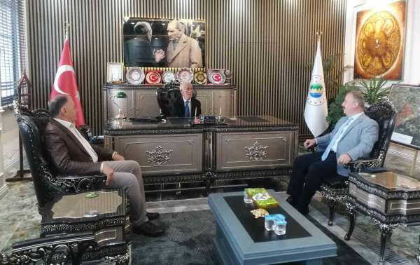 73 yaşında dileği kabul oldu, kaymakam koltuğuna oturdu