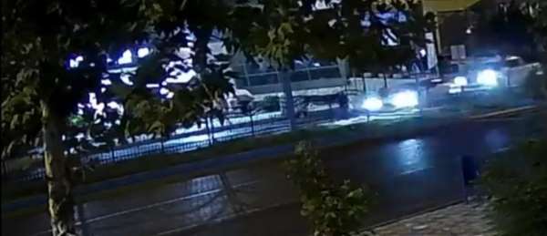 Batman'daki kaza anı kameraya yansıdı