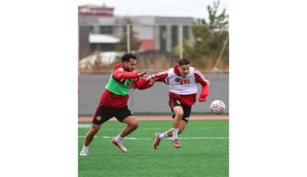 Eskişehirspor, 1922 Akşehir SK maçı için hazırlanıyor