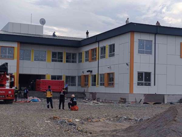 Gaziantep'te parasını alamayan taşeron firma işçileri 24 saattir eylemde