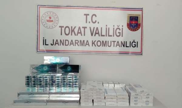 Niksar ve Erbaa'da bin 598 paket kaçak sigara yakalandı 