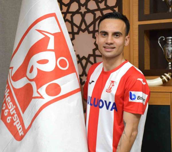 Berkay Görmez, kiralık olarak Balıkesirspor'da