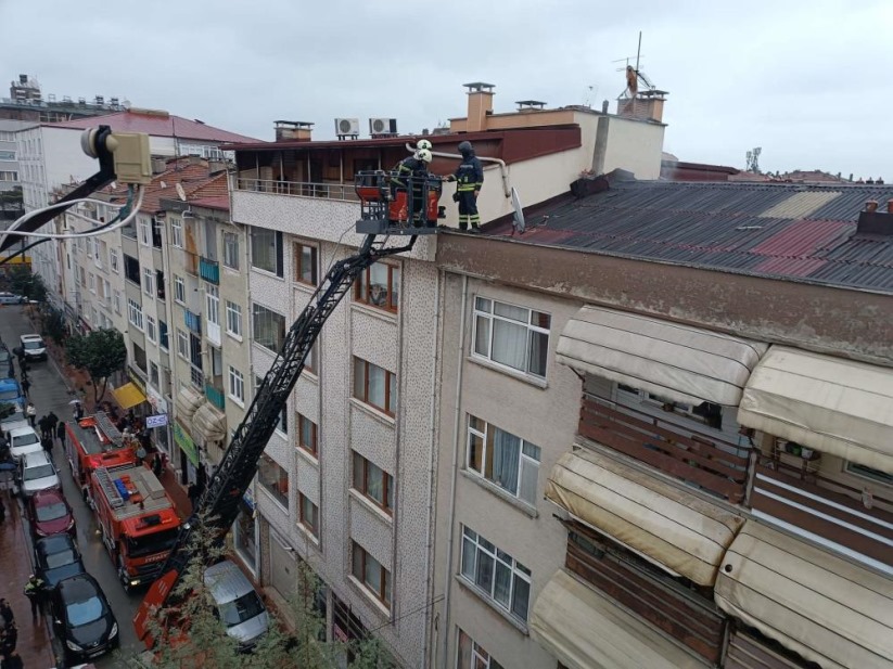 Samsun'da bacadan çıkan duman panik oluşturdu