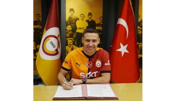 Przemyslaw Adam Frankowski resmen Galatasaray'da