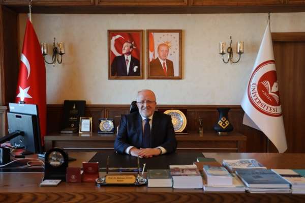 Rektör Aydın: 'Mehmet Akif Ersoy milletimiz için bir moral ve cesaret kaynağı ol