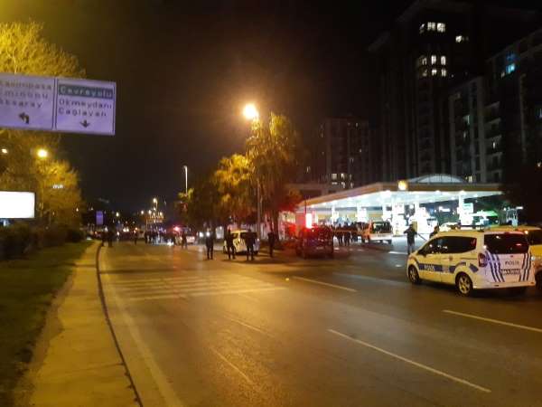 Beyoğlu'nda polis silahlı saldırı: 2 polis yaralandı