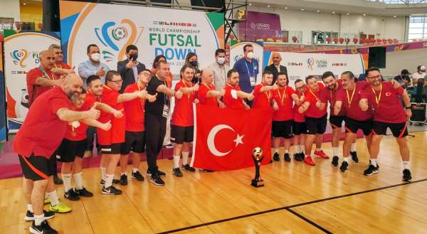 Down Sendromlular Futsal Dünya Şampiyonası: Türkiye Milli Takımı dünya üçüncüsü oldu - Kayseri haber
