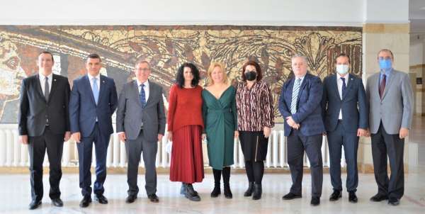Rektör Tabakoğlu, Romanya Köstence Ovidius Üniversitesi'ni ziyaret etti