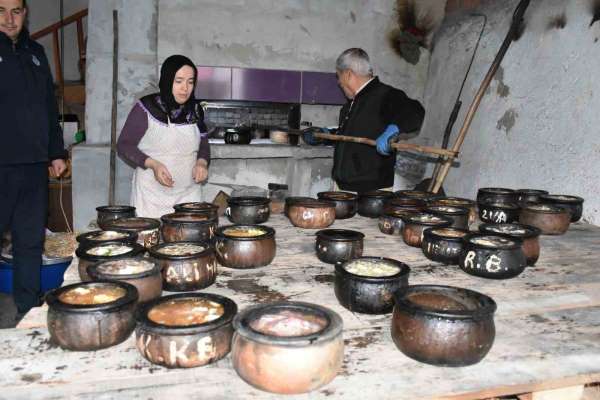 Yapımı 8 saat sürüyor, hazır olunca kaleden davul çalınıyor