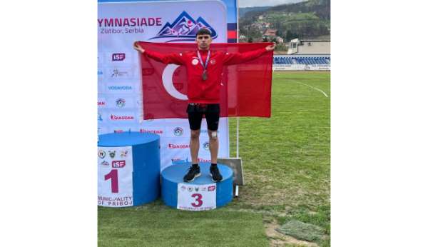 Bursalı Milli atletten dünya üçüncülüğü