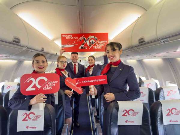 Corendon Airlines, 20'inci yaşını yolcularıyla gökyüzünde kutluyor