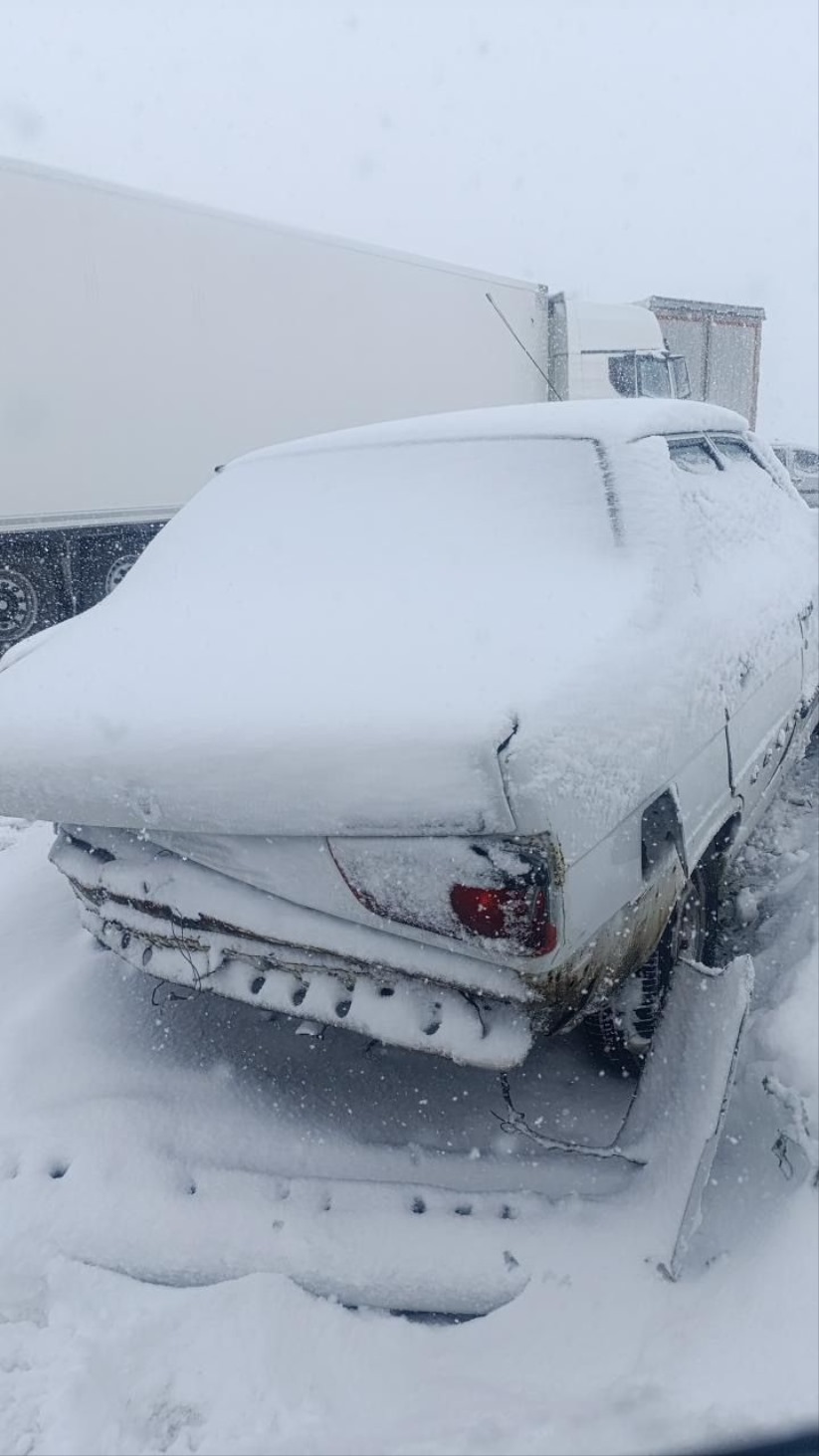 Samsun'da kar yağışı kazalara neden oldu