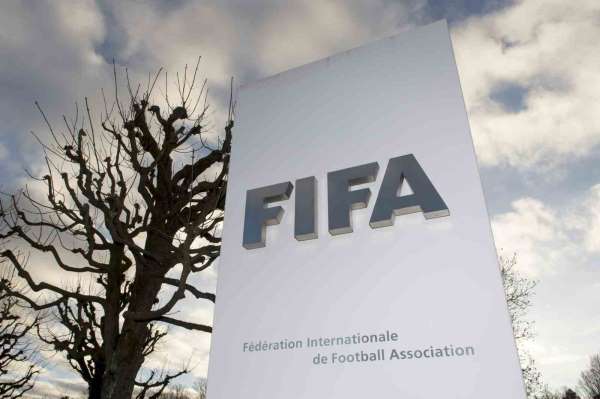 FIFA, 8 Türk kulübüne transfer yasağı getirdi