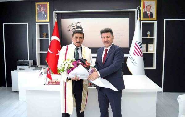 Kilis 7 Aralık Üniversitesi'nde devir teslim töreni yapıldı
