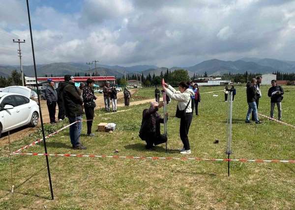 Manisa'da roketler il birinciliği için ateşlendi