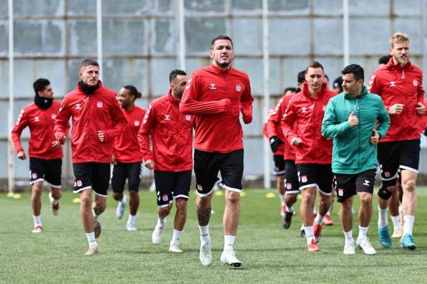 Sivasspor'da Fenerbahçe hazırlıkları sürüyor