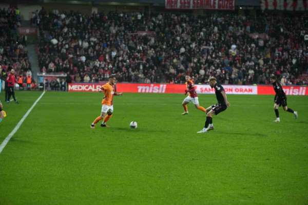 Trendyol Süper Lig: Samsunspor: 0 - Galatasaray: 1