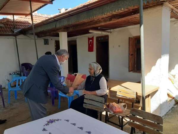 Başkan Ceylan şehit annelerini ziyaret etti