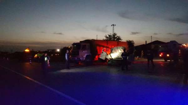 İzmir'de trafik kazası: 1 ölü