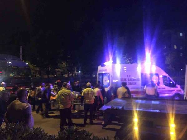 Bursa'da sıkışmalı kaza: 3 yaralı - Bursa haber