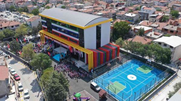 Büyükşehir, şehre yeni spor sahaları kazandırıyor - Balıkesir haber